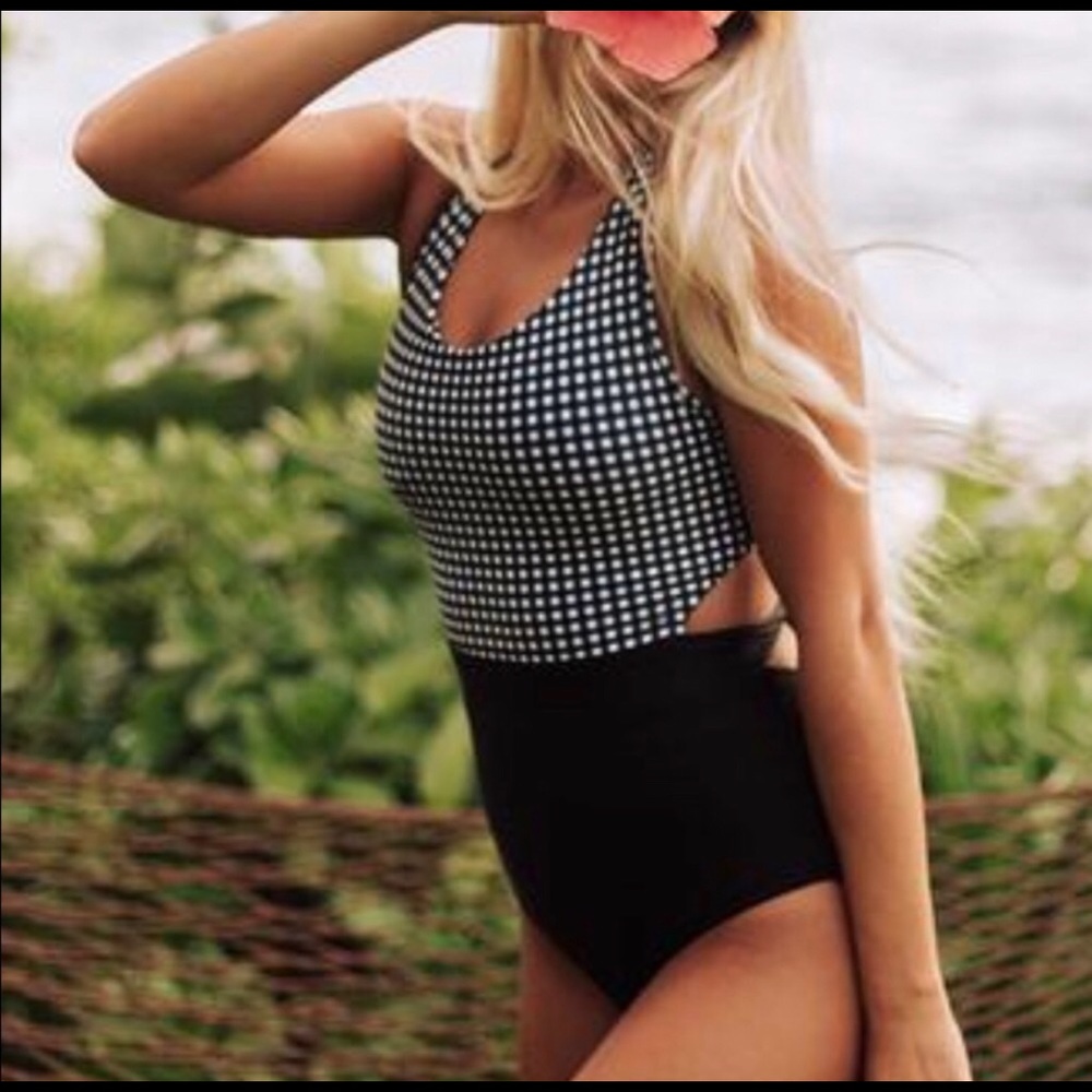 Albion Fit Siren One Piece Swimsuit, XS